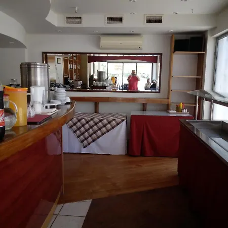 Athina 3* Hersonissos (Crete)