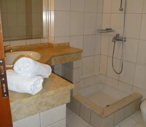 Hotel Athina Hersonissos (Crete)