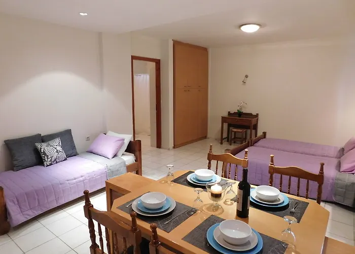 Athina Hotel Hersonissos (Crete)