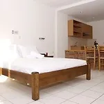 Athina Hotel