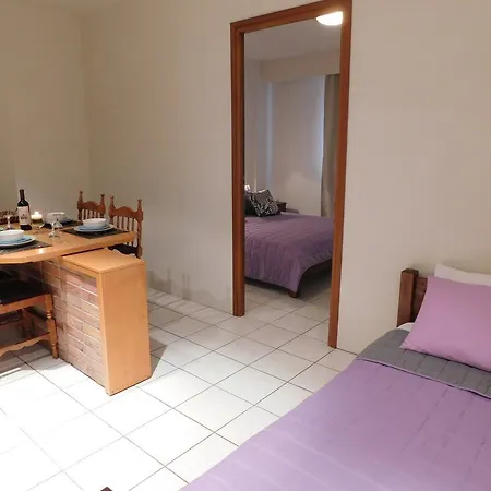 Otel Athina 3*