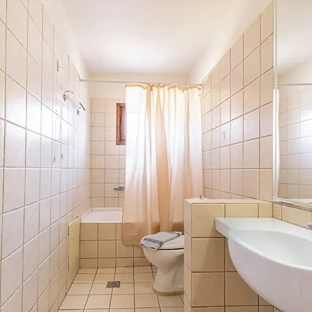 호텔 Athina 헐소니소스