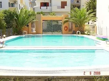 فندق Athina 3*
