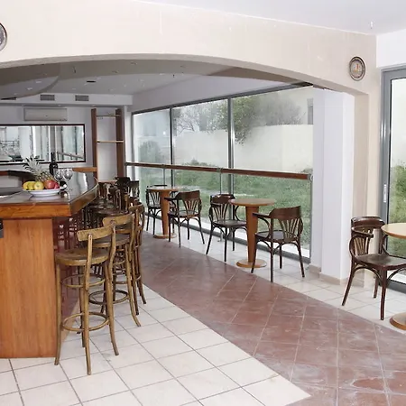 Athina 3* Hersonissos (Crete)