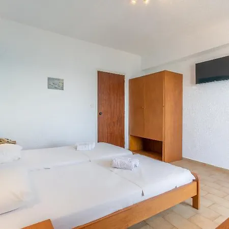 Otel Athina