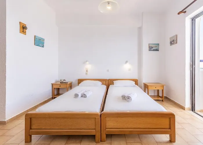 Athina Hotel Hersonissos (Crete)