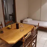 Athina 3*