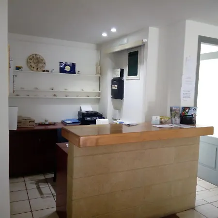 Athina Hotel Hersonissos (Crete)