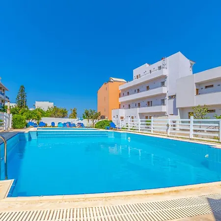 Ξενοδοχείο Athina 3*