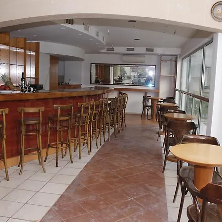 Ξενοδοχείο Athina