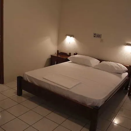 Athina 酒店 赫索尼索斯