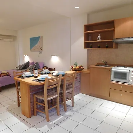 Ξενοδοχείο Athina 3*